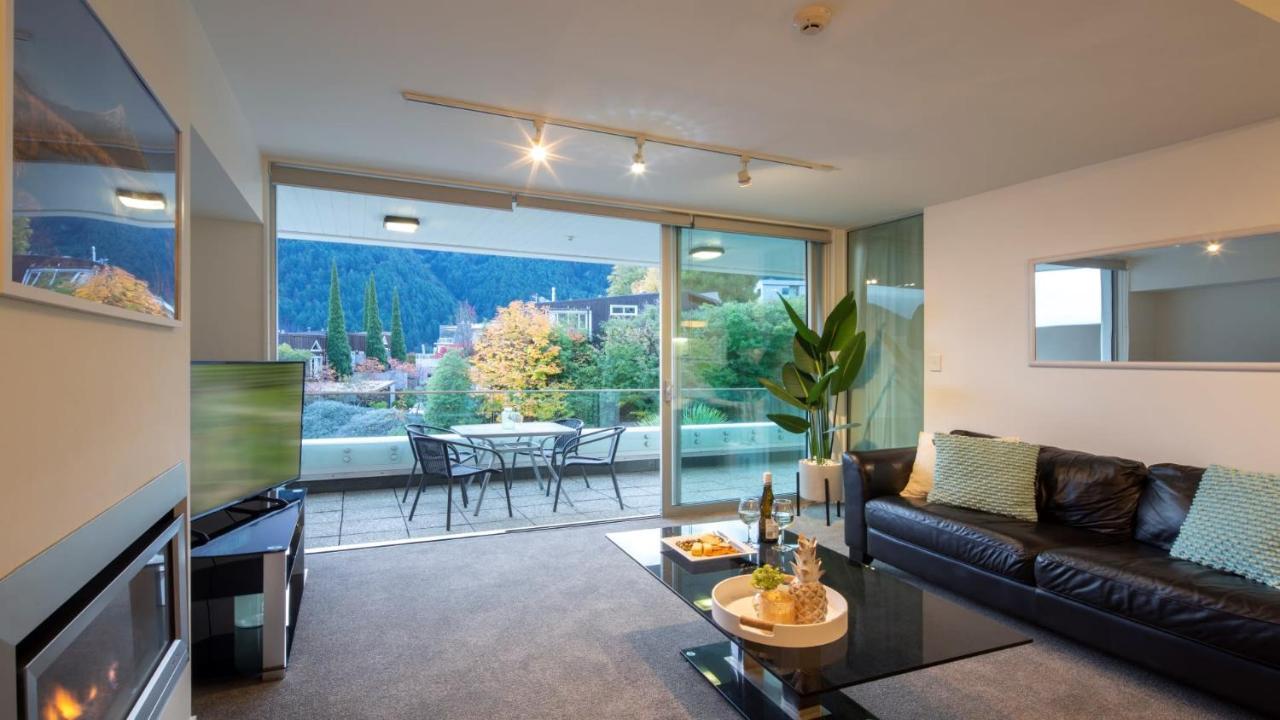 Bowen18 Lake Views Gas Fire Bbq Queenstown Exterior photo